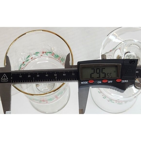 FROSTED LIBBEY ARBY'S WINTER SNOW SCENE  Etched Glass Tumblers With Winter Tree - Picture 6 of 6